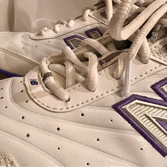 NEW BALANCE Women's WC806 Tennis Shoes White w Purple Size 9.5D (Wide) Like New! - Picture 13 of 16